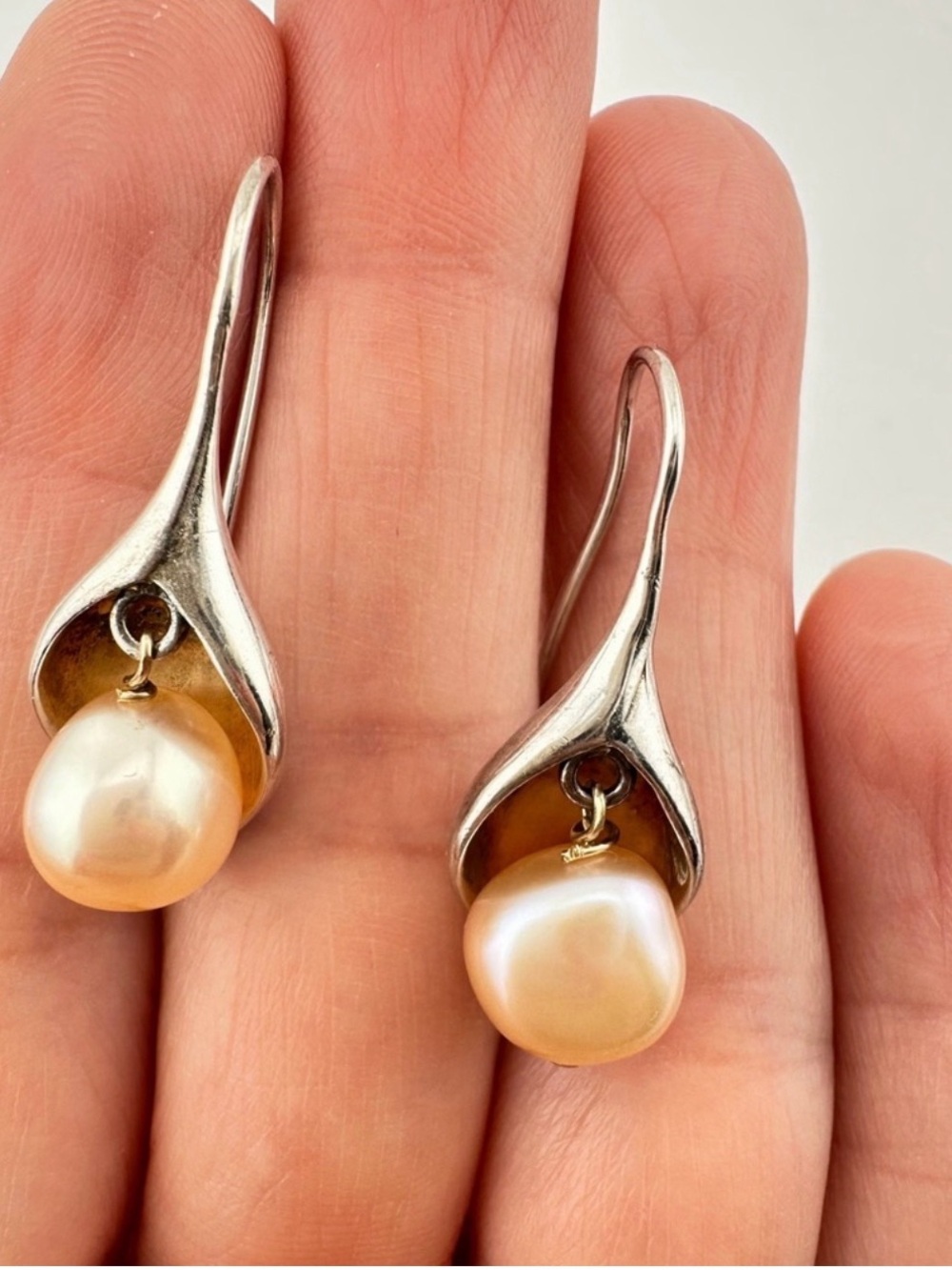 Vintage Earrings in 925 Sterling Silver and Pink Cultured Pearls